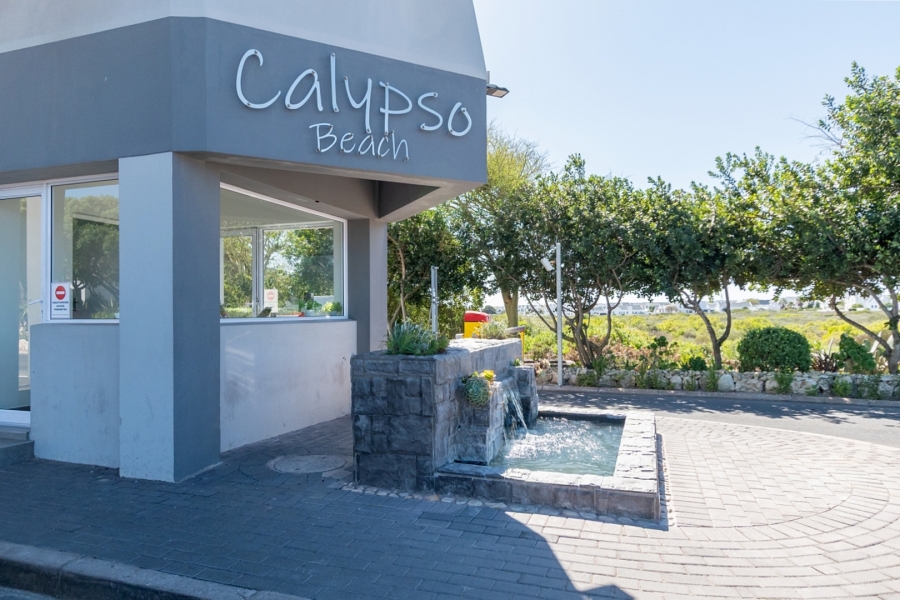 To Let 3 Bedroom Property for Rent in Calypso Beach Western Cape